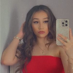 Meet your Posher, Denise